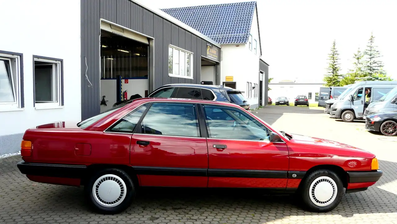 Audi 100 2.3 E 5-Zylinder -malvenrot -wenig km -3.Hand, foto 8