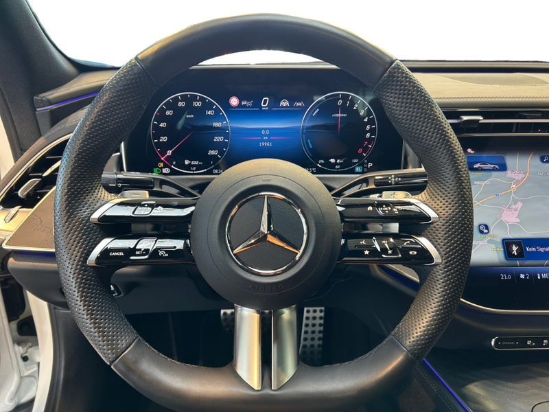 Mercedes-Benz E 300 e 4matic AMG AMG+MBUX+Burm+Night+AHK+Pano — photo 14
