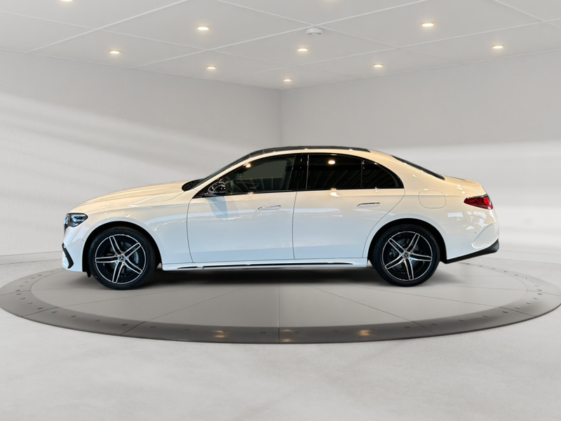 Mercedes-Benz E 300 e 4matic AMG AMG+MBUX+Burm+Night+AHK+Pano — photo 6