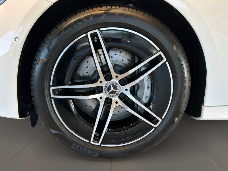 Mercedes-Benz E 300 e 4matic AMG AMG+MBUX+Burm+Night+AHK+Pano — photo 9
