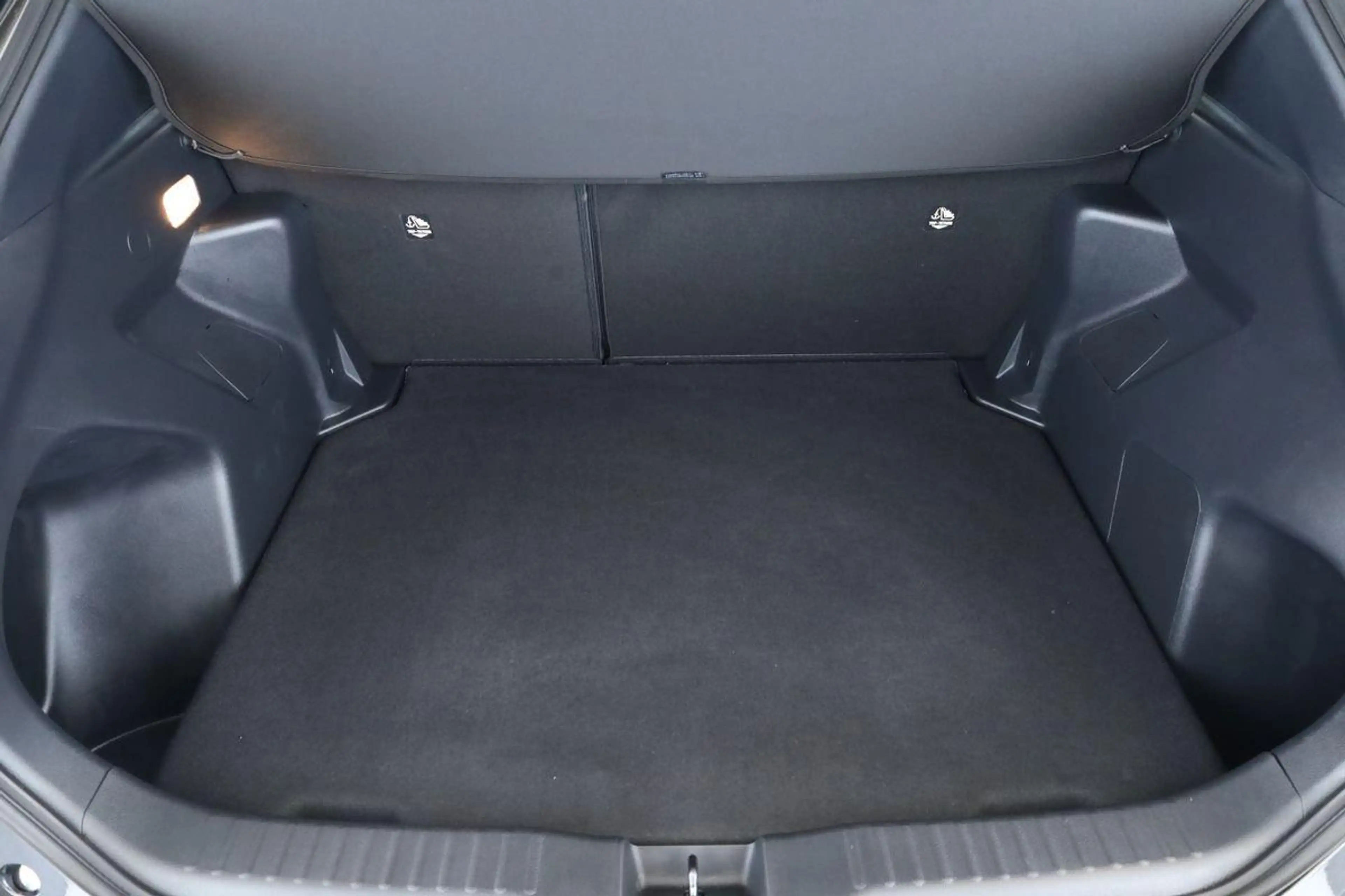 Toyota Yaris Cross Hybrid Teamplayer LED Nav SitzHZ Kam — photo 11