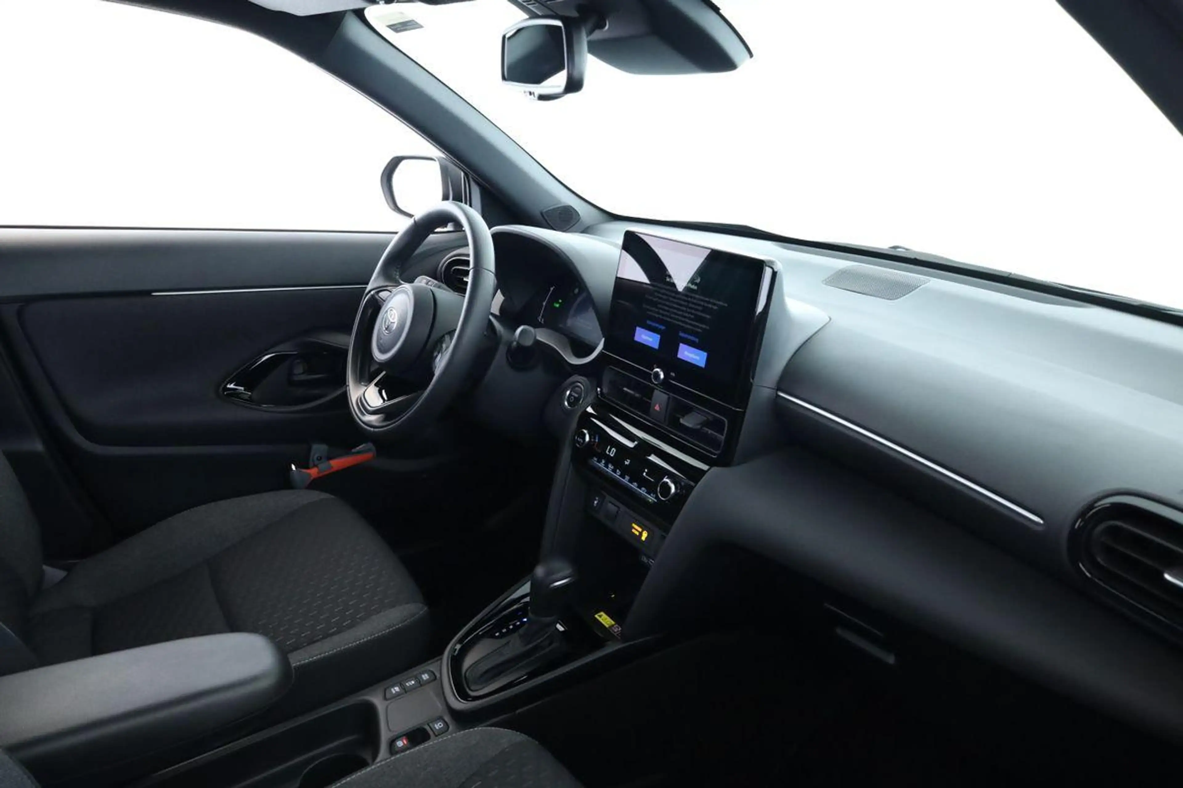Toyota Yaris Cross Hybrid Teamplayer LED Nav SitzHZ Kam — photo 13