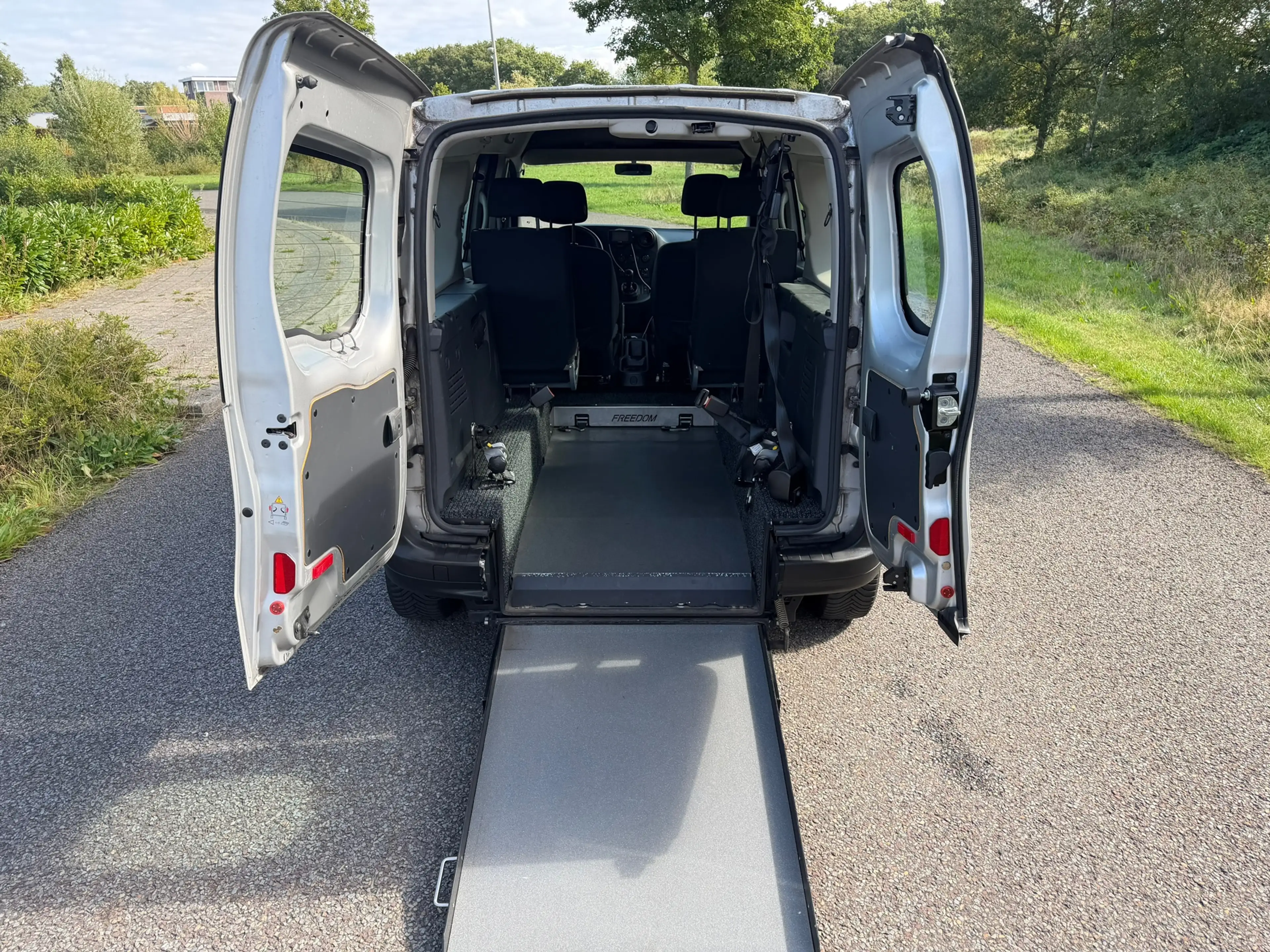 Mercedes-Benz Citan 111 CDI Trend XL Rolstoel — photo 8