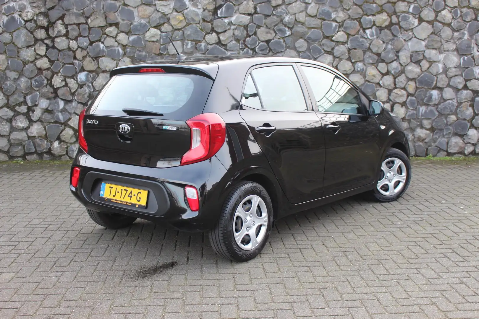 Kia Picanto 1.0 CVVT EconomyPlusLine blue tooth audio airco Noir - 2