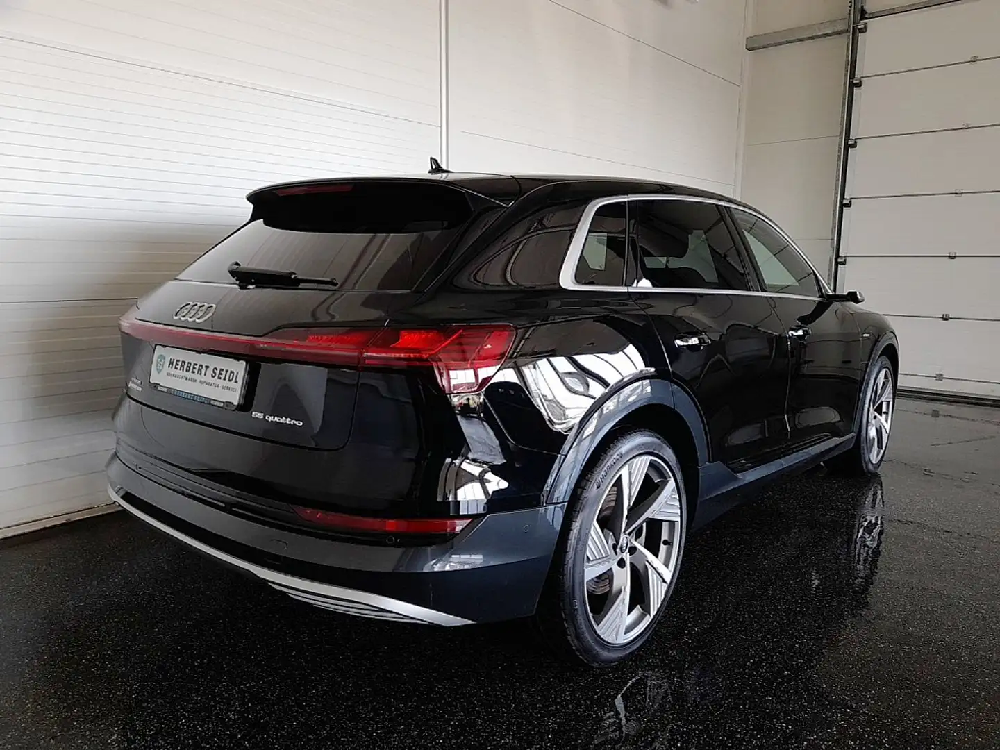 Audi e-tron 55 quattro S-LINE *NP: € 100.715,- / 22 ZOLL / ... Schwarz - 2