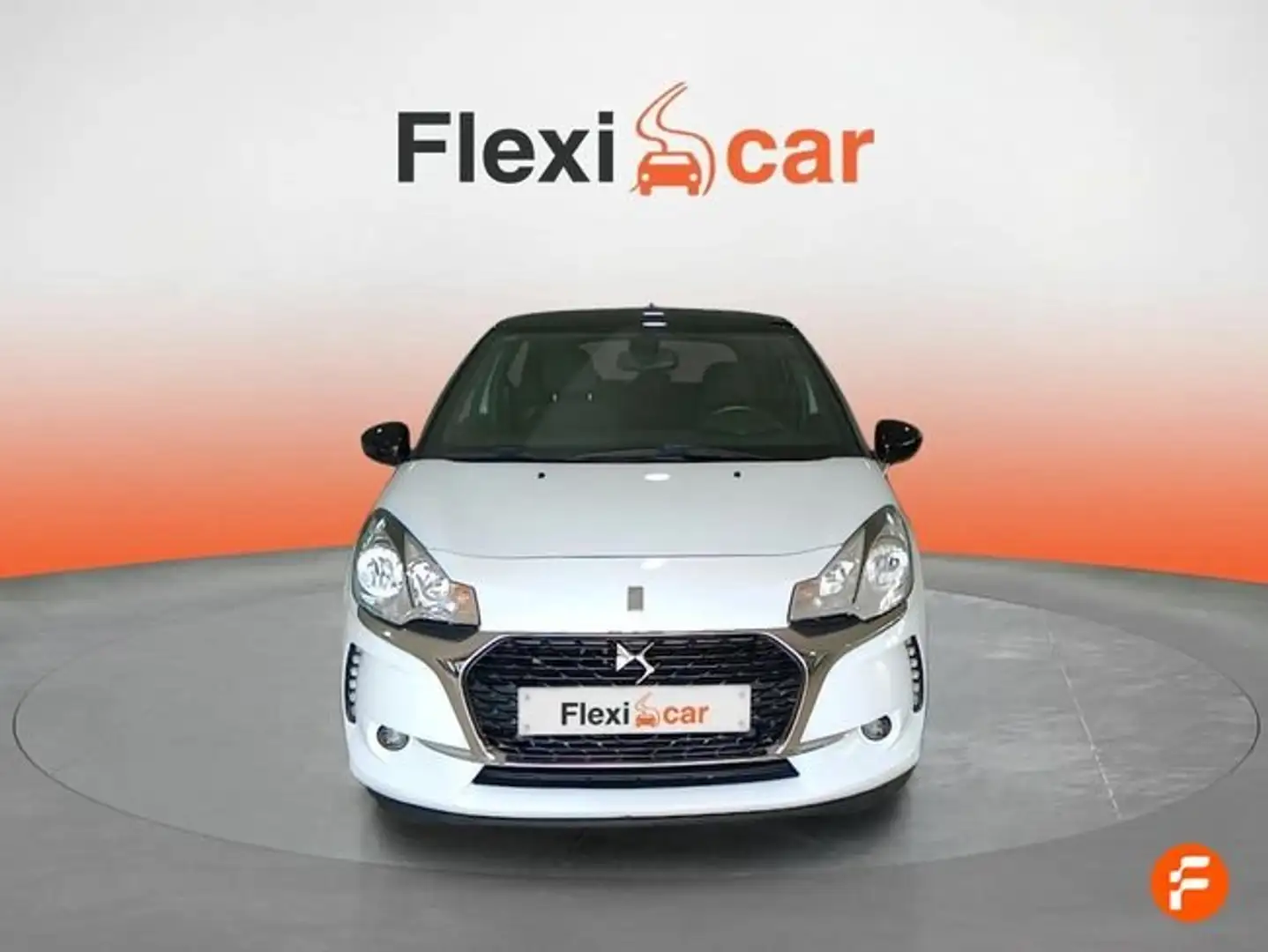 DS Automobiles DS 3 1.2 PureTech Desire 82 Bílá - 2