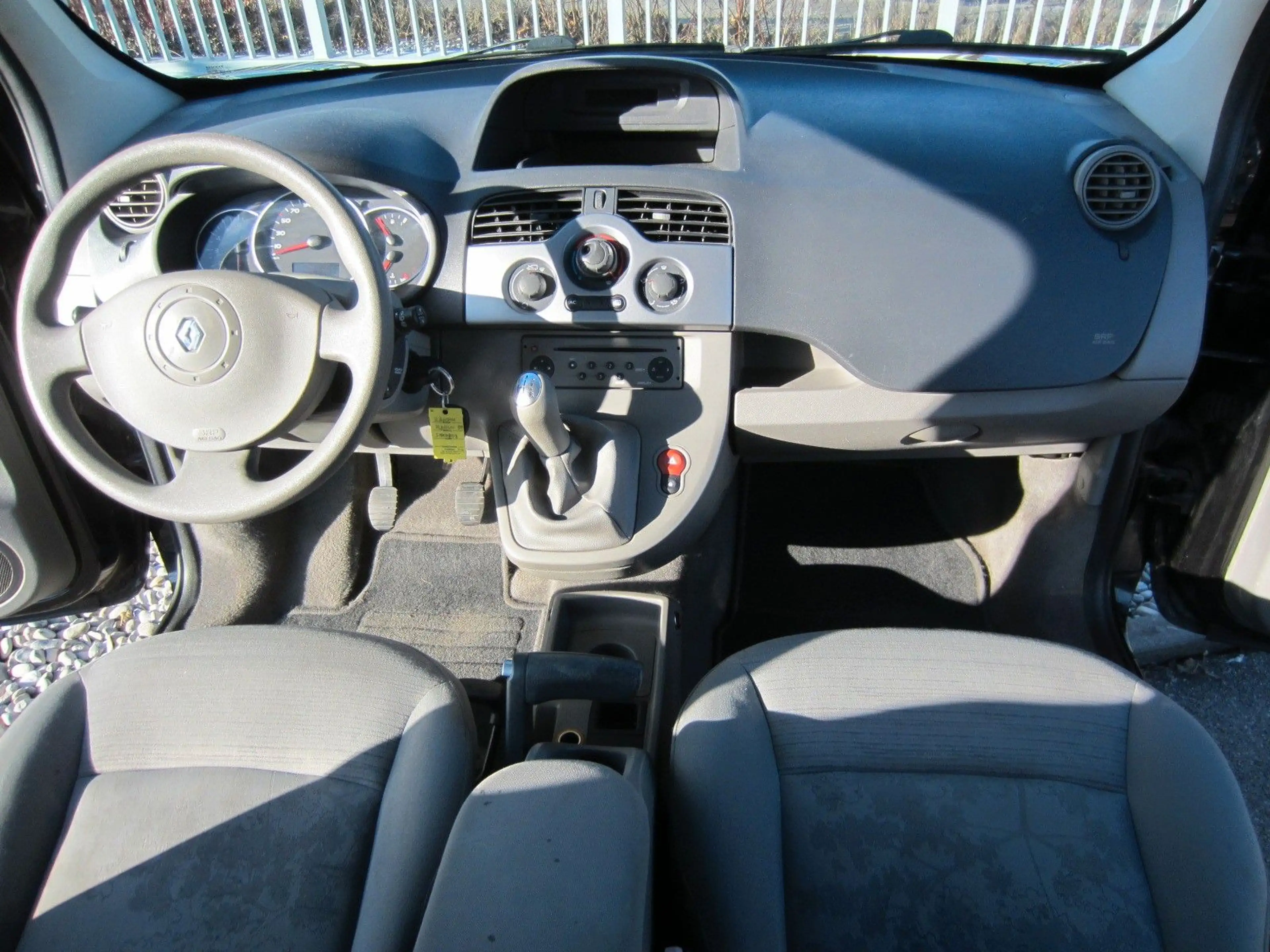 Renault Kangoo 1,6 Privilege — photo 3