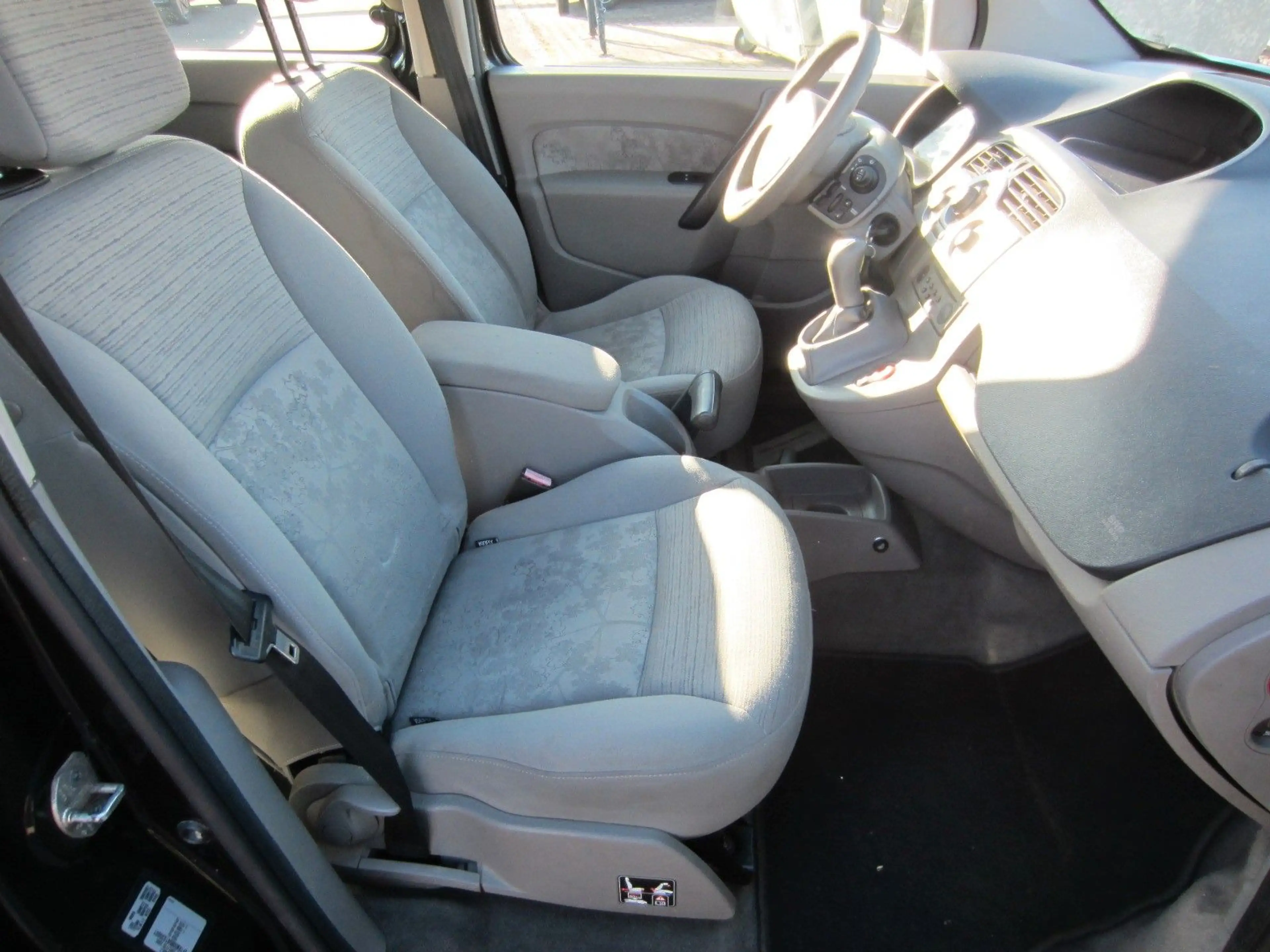 Renault Kangoo 1,6 Privilege — photo 6