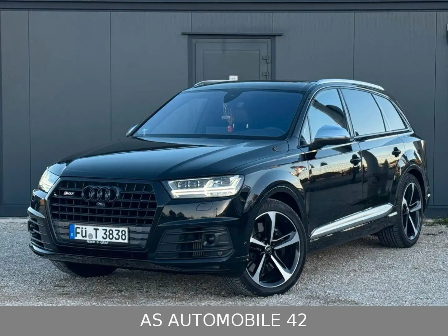 Audi SQ7 4.0 V8 TDI quattro *PANO*LED*HUD*AHK*21ZOLL* Schwarz - 1
