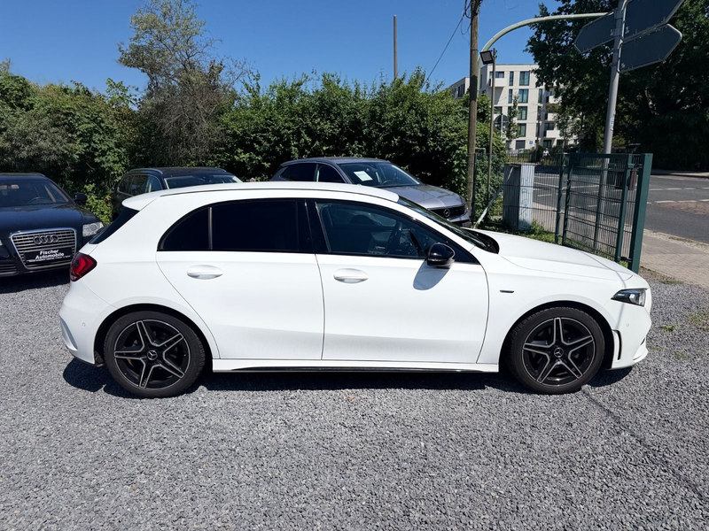 Mercedes-Benz A 200 Edition 2020+AMG+LEDER+NAVI+LED+ — photo 4