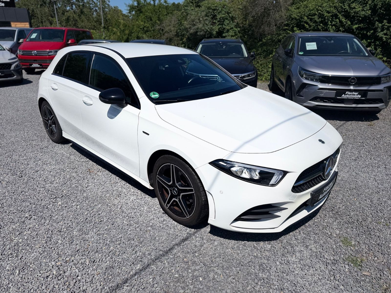 Mercedes-Benz A 200 Edition 2020+AMG+LEDER+NAVI+LED+ — photo 3