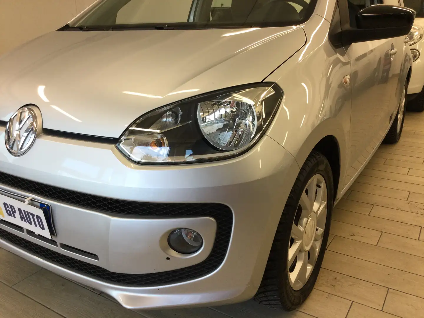 Volkswagen up! 5p 1.0 eco up! High up! 68cv E6 Argent - 2