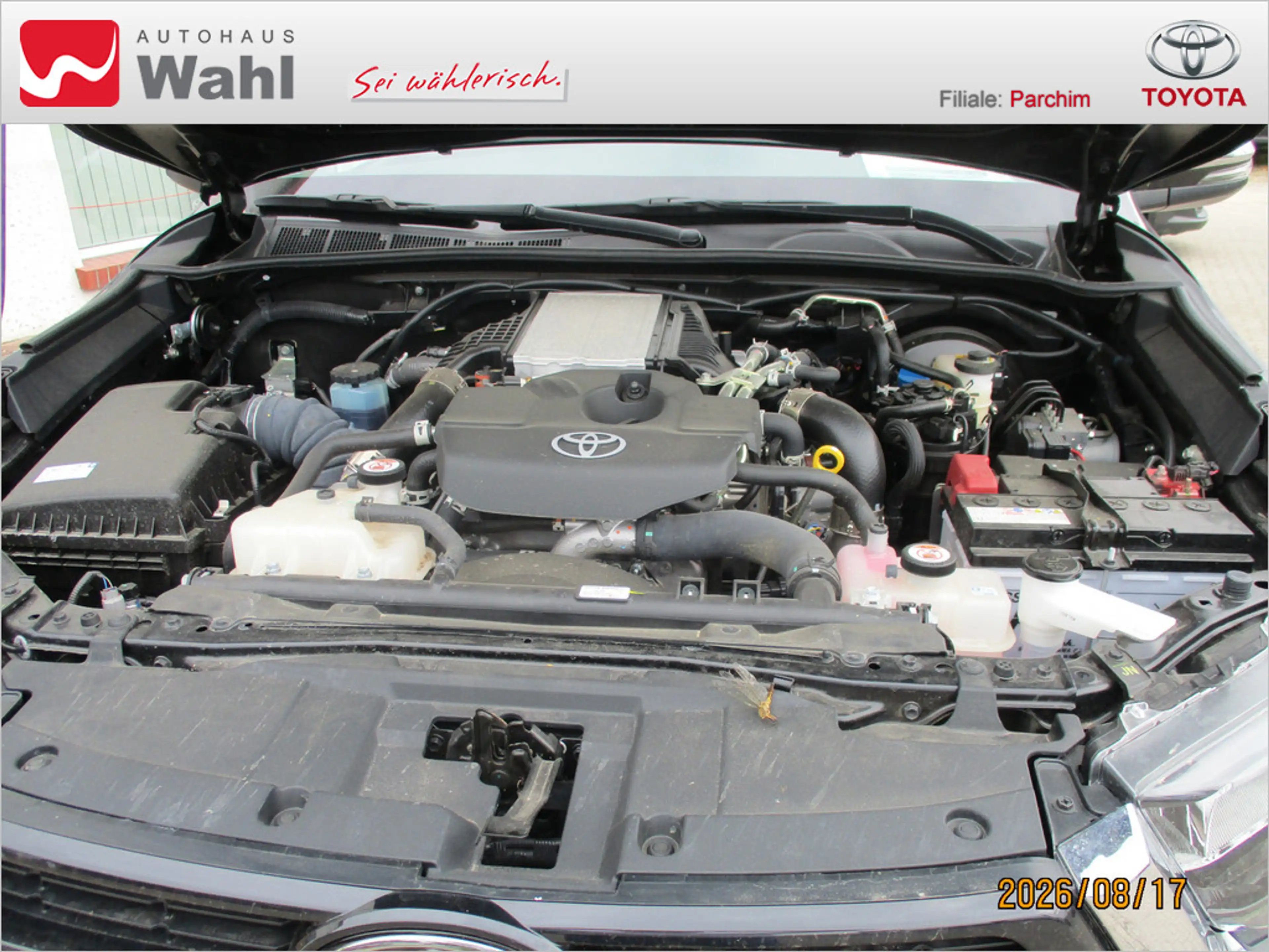 Toyota Hilux 2.8 Double Cab Comfort 4x4 — photo 15