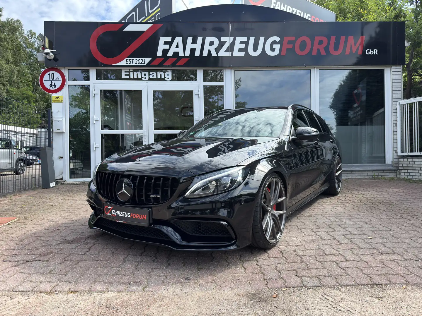 Mercedes-Benz C 63 AMG Night-Paket*PANO*Burmester*Perform. AGA Nero - 1