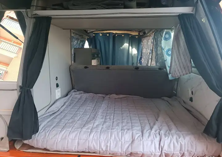 Volkswagen Transporter 1990, foto 24