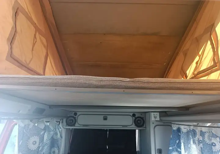Volkswagen Transporter 1990, foto 23