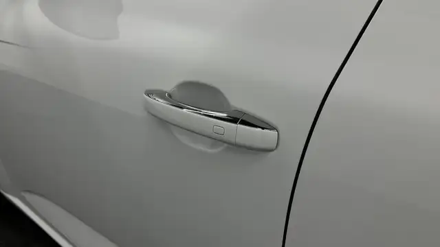 Renault Megane E-Tech view 20