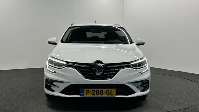 Renault Megane E-Tech view 11
