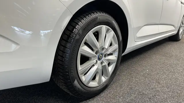 Renault Megane E-Tech view 15