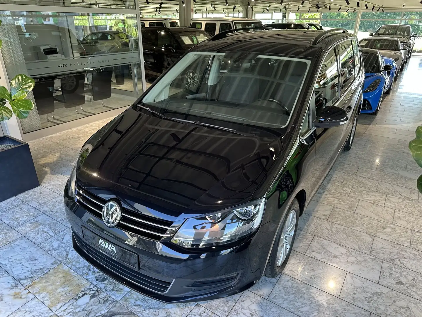 Volkswagen Sharan Comfortline DSG*NAVI*7-SITZER*ACC*8xALU* Negro - 2