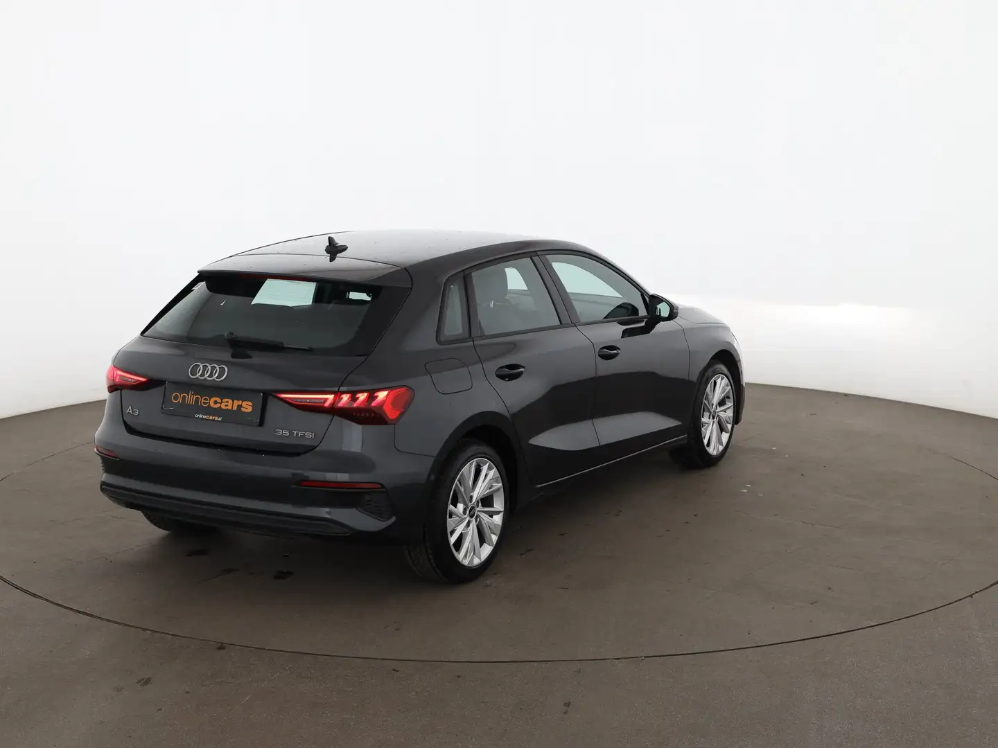 Audi A3 SB 35 TFSI Aut LED RADAR LEDER NAVI SITZHZG Grau - 2