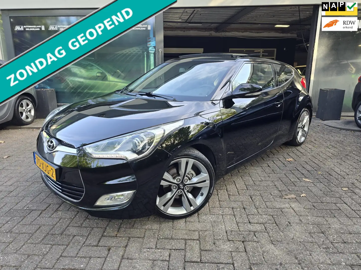 Hyundai VELOSTER 1.6 GDI i-Catcher | 2E EIGENAAR | 12MND GARANTIE | Schwarz - 1