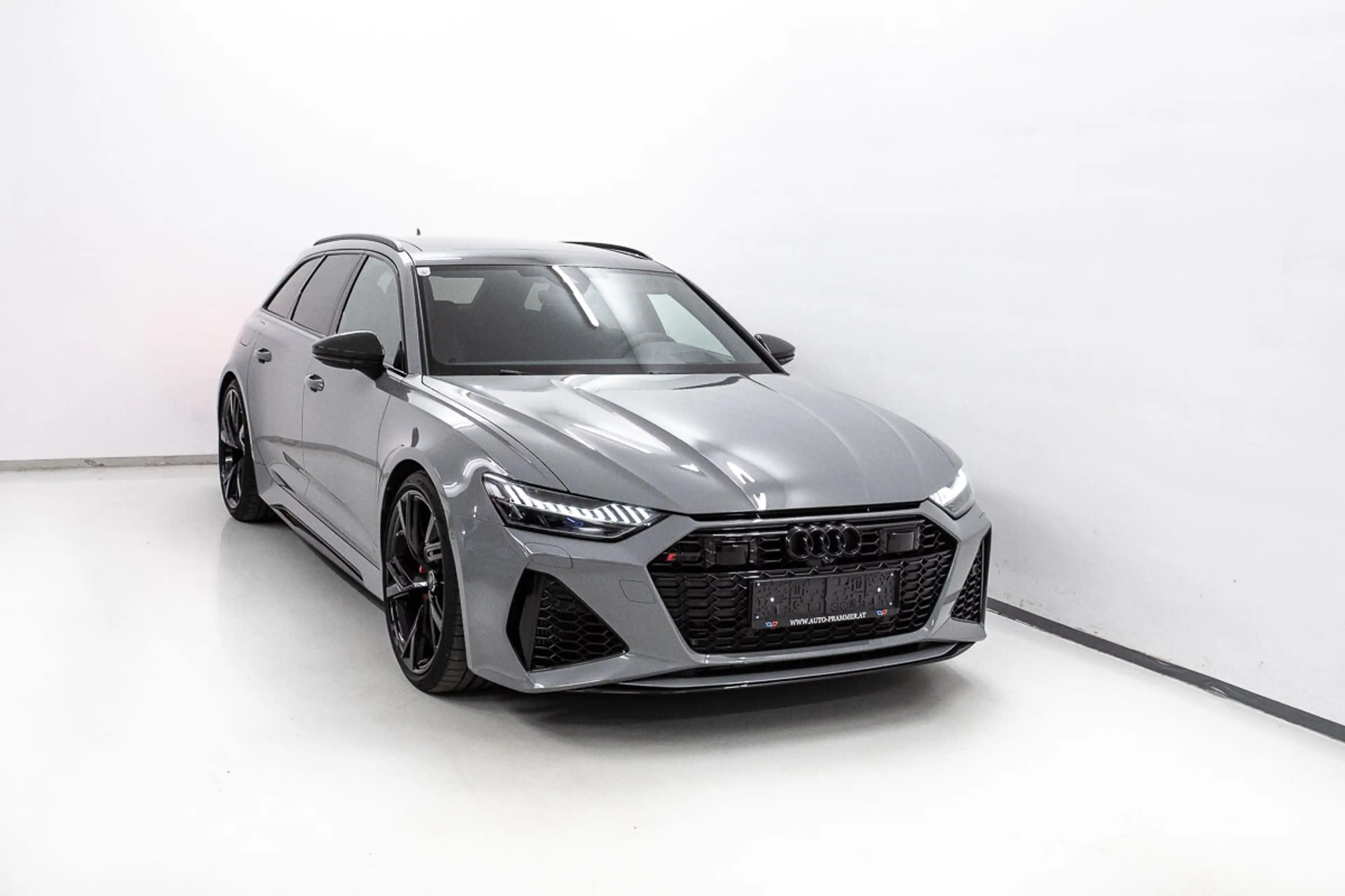 Audi RS6 Avant 4,0 TFSI quattro MHEV S-tronic | Keramik ... — photo 4