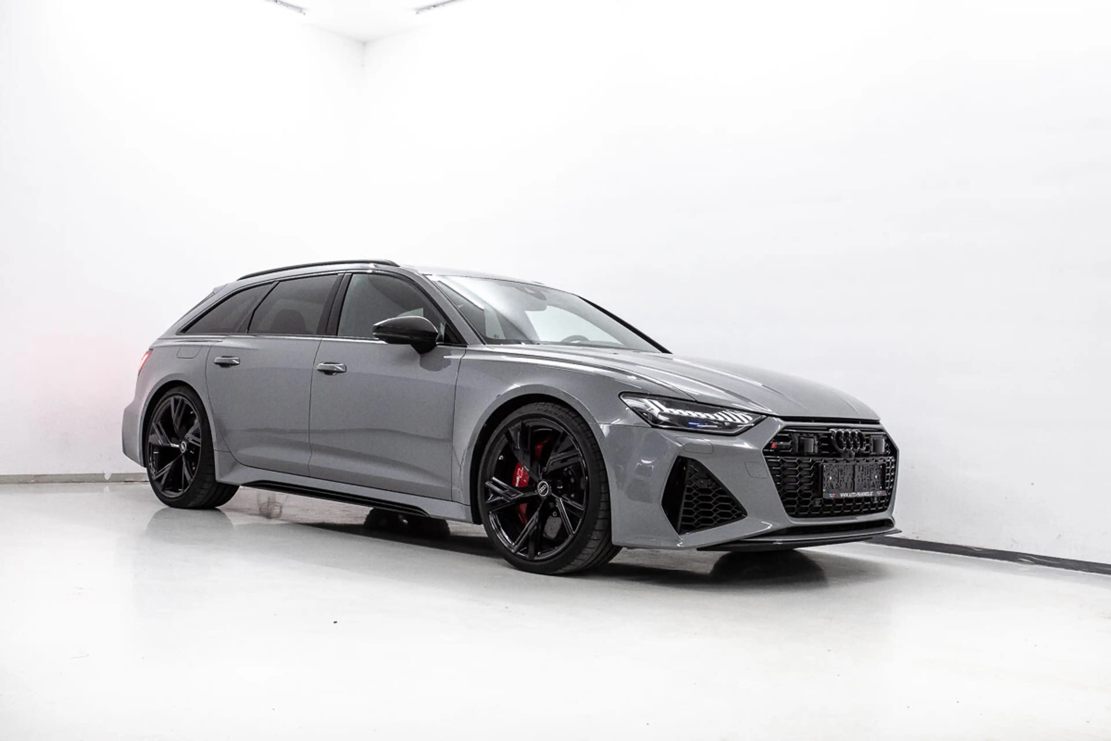 Audi RS6 Avant 4,0 TFSI quattro MHEV S-tronic | Keramik ... — photo 3