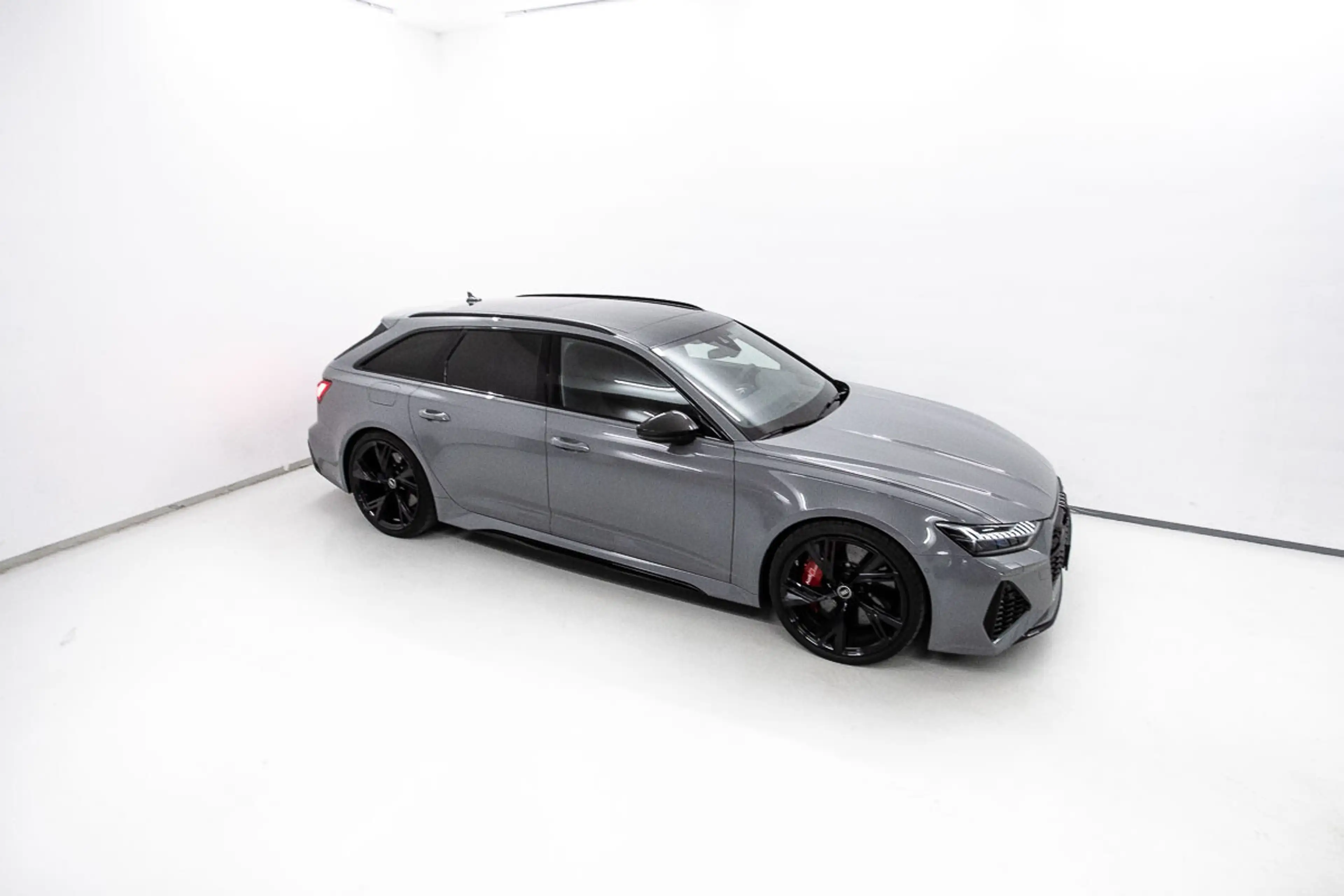Audi RS6 Avant 4,0 TFSI quattro MHEV S-tronic | Keramik ... — photo 7