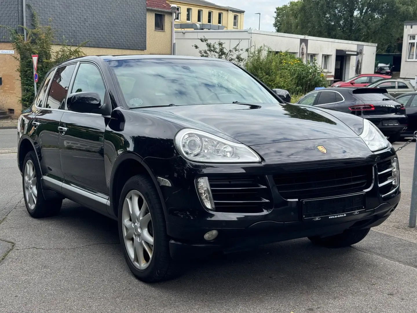 Porsche Cayenne Diesel Luftfederung BiXenon Glasdach AHK Zwart - 1