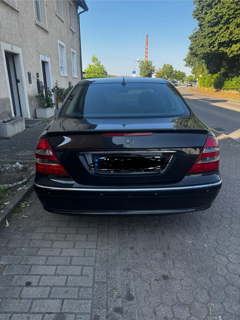 Mercedes-Benz E 320 CDI Avantgarde DPF Sport Edition - 1