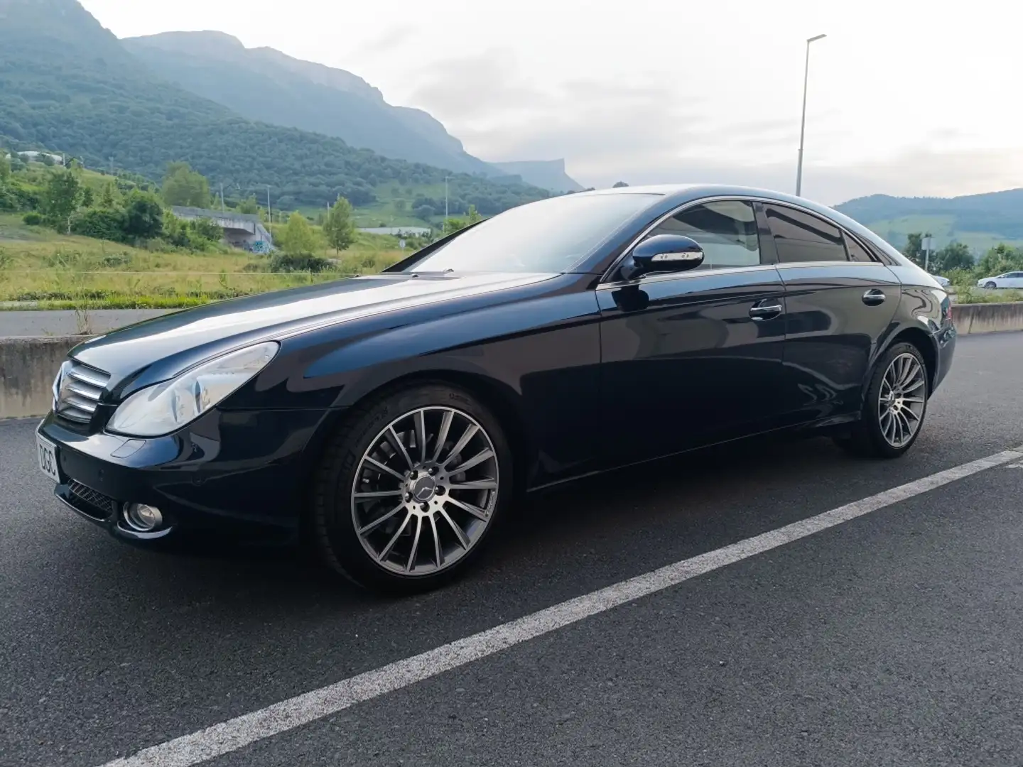 Mercedes-Benz CLS 350 Aut. Czarny - 1
