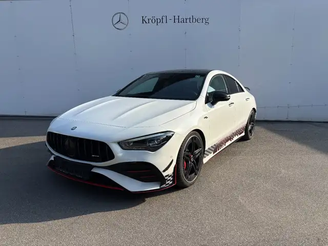 Mercedes-Benz CLA 35 AMG AMG CLA 35 4MATIC Coupé AMG KeyGo PTS Ansicht 2