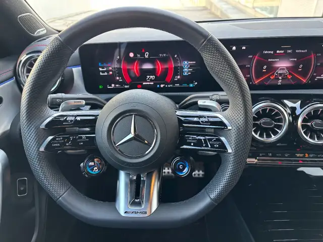 Mercedes-Benz CLA 35 AMG AMG CLA 35 4MATIC Coupé AMG KeyGo PTS Ansicht 12