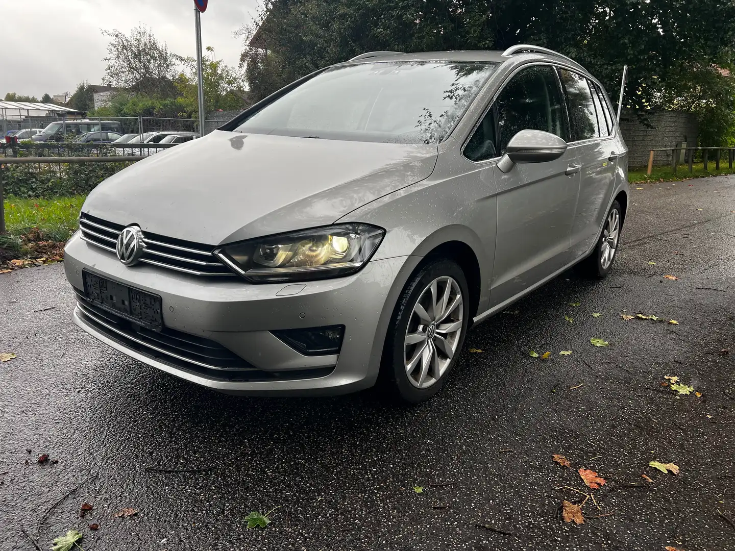 Volkswagen Golf Sportsvan Golf VII Sportsvan Diesel 2.0 TDI (BlueMotion) Grau - 1