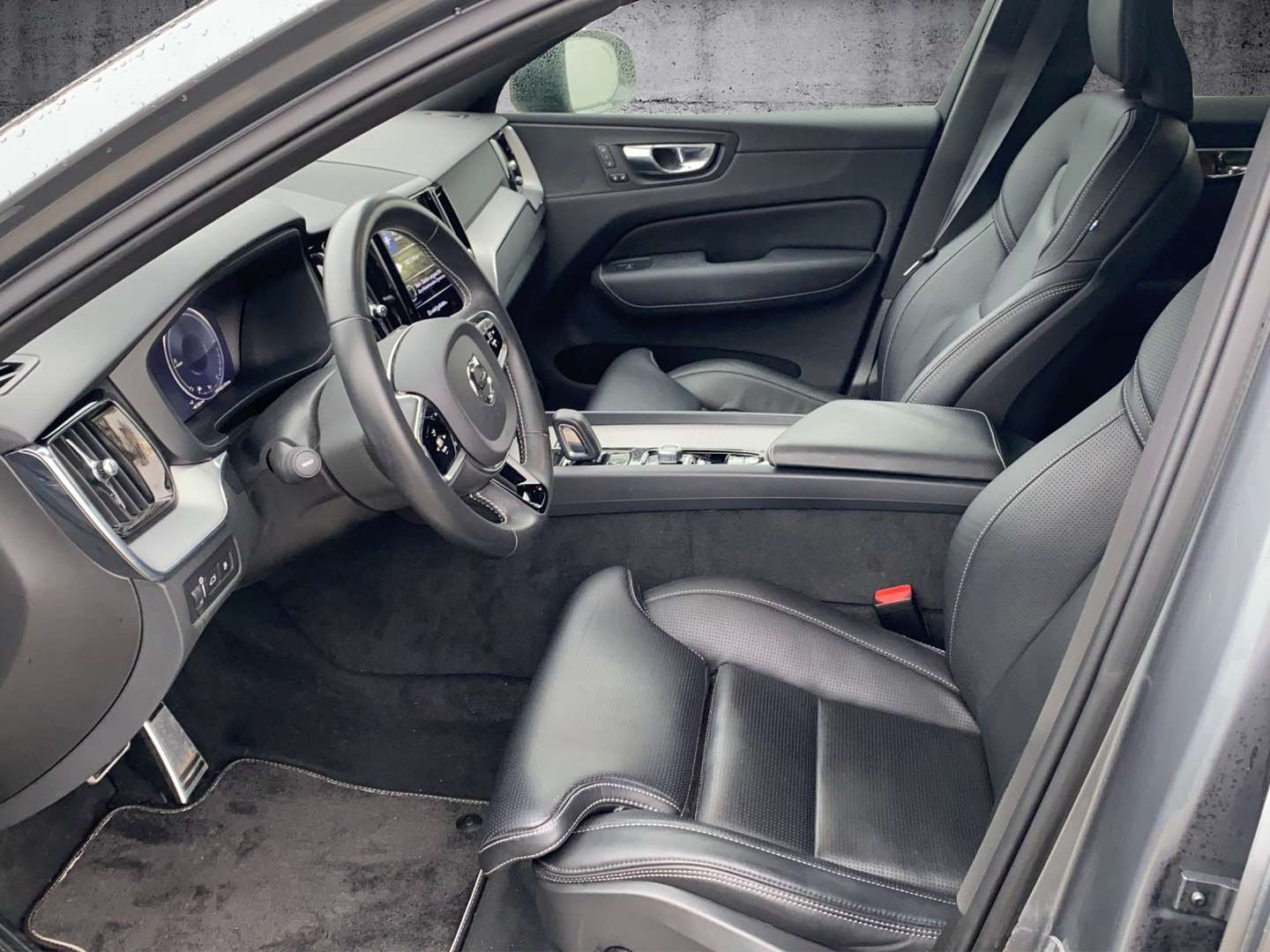 Volvo XC60 R-Design T8 AWD Plug-In Hybrid - 2020 - Joinsteer - #7