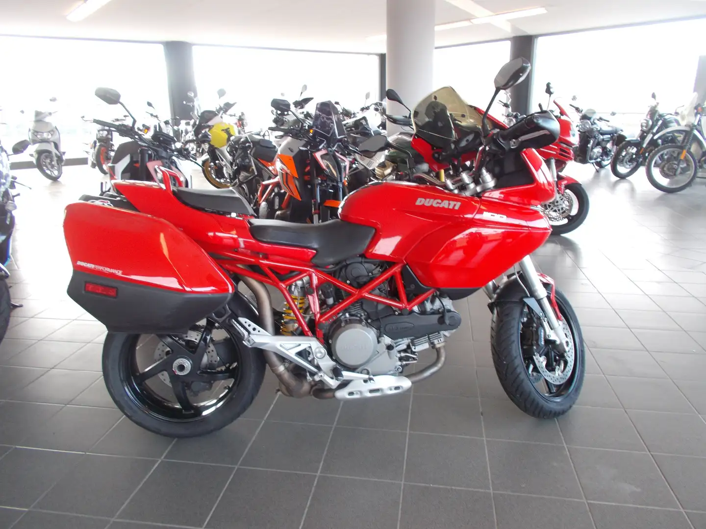 Ducati Multistrada 1100 Piros - 2