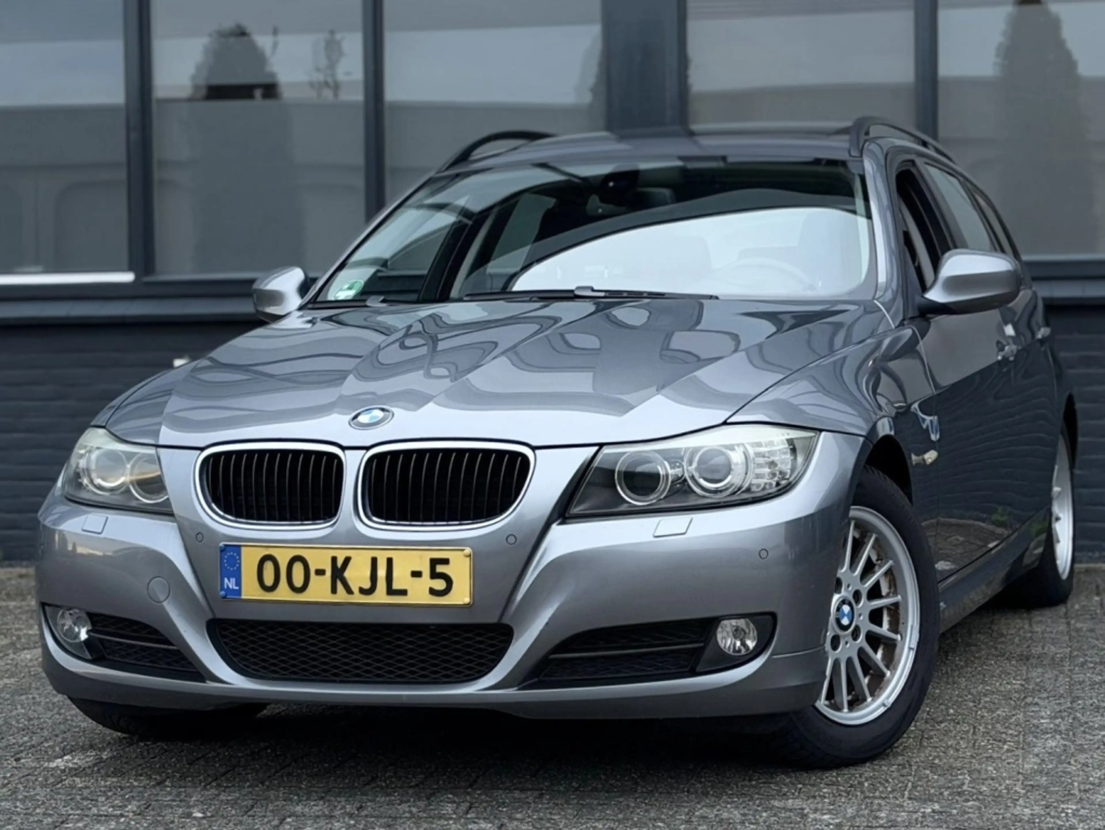 BMW 320 3-serie Touring 320i Business Line |Clima |CruiseC