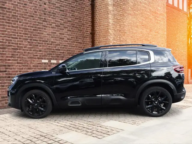 Citroen C5 Aircross view 3