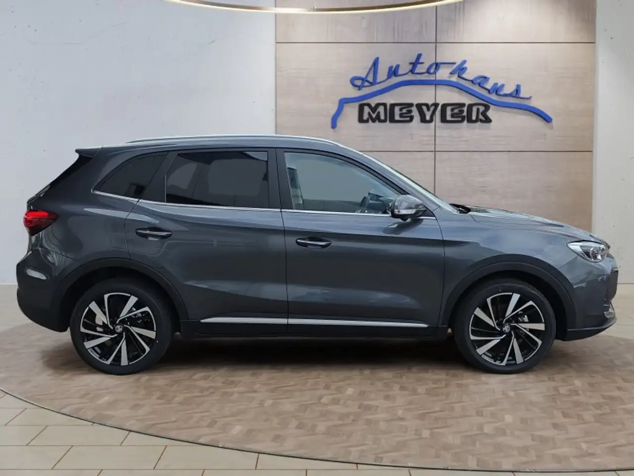MG ZS Luxury 1,5 Hybrid+ 197PS Pano/18*Alu/LED/Navi/Lede, миниатюра 6