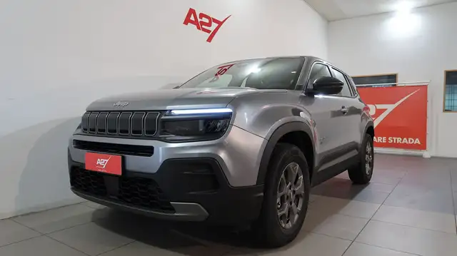 Jeep Avenger view 12