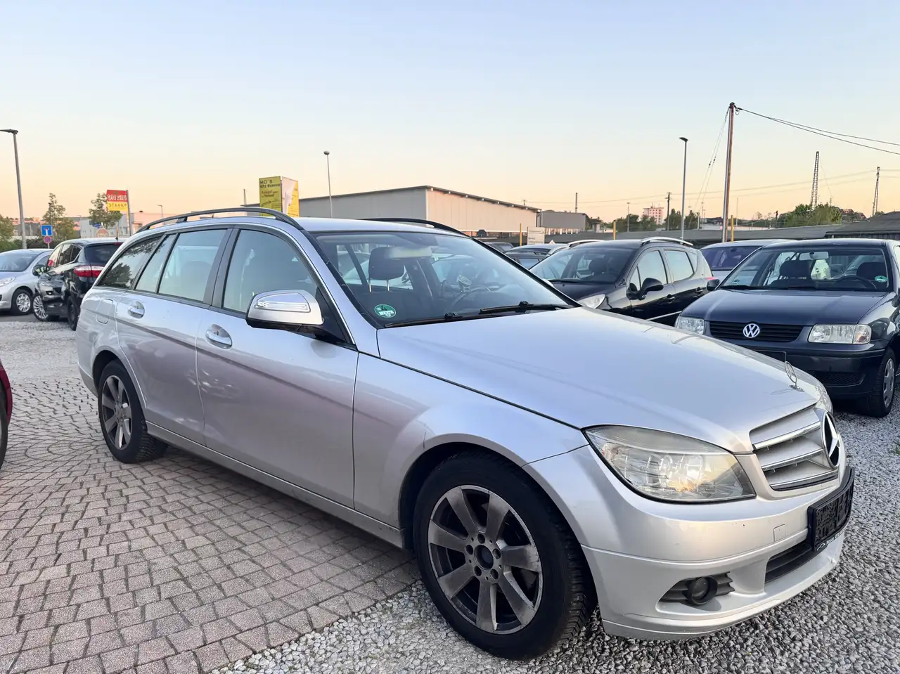 Mercedes-Benz C 200