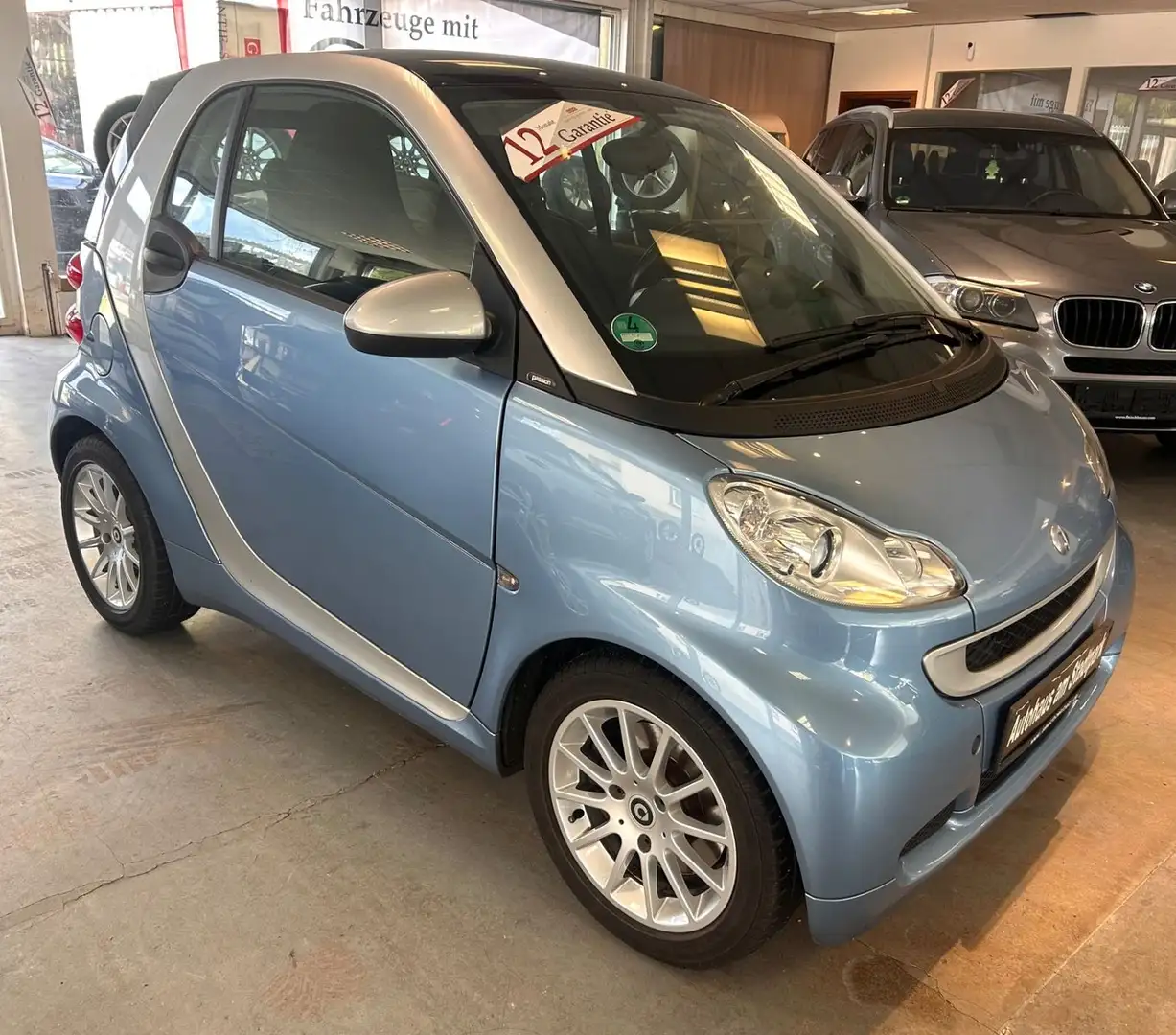 smart forTwo Passion Automatik-Panorama-Garantie Blau - 1