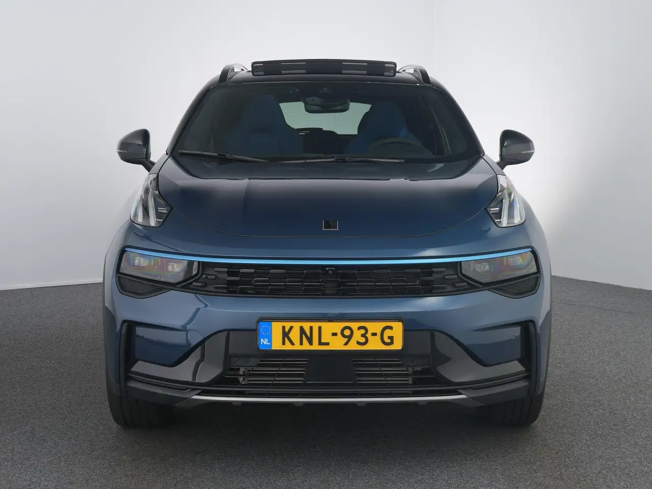 Lynk & Co 01 2023