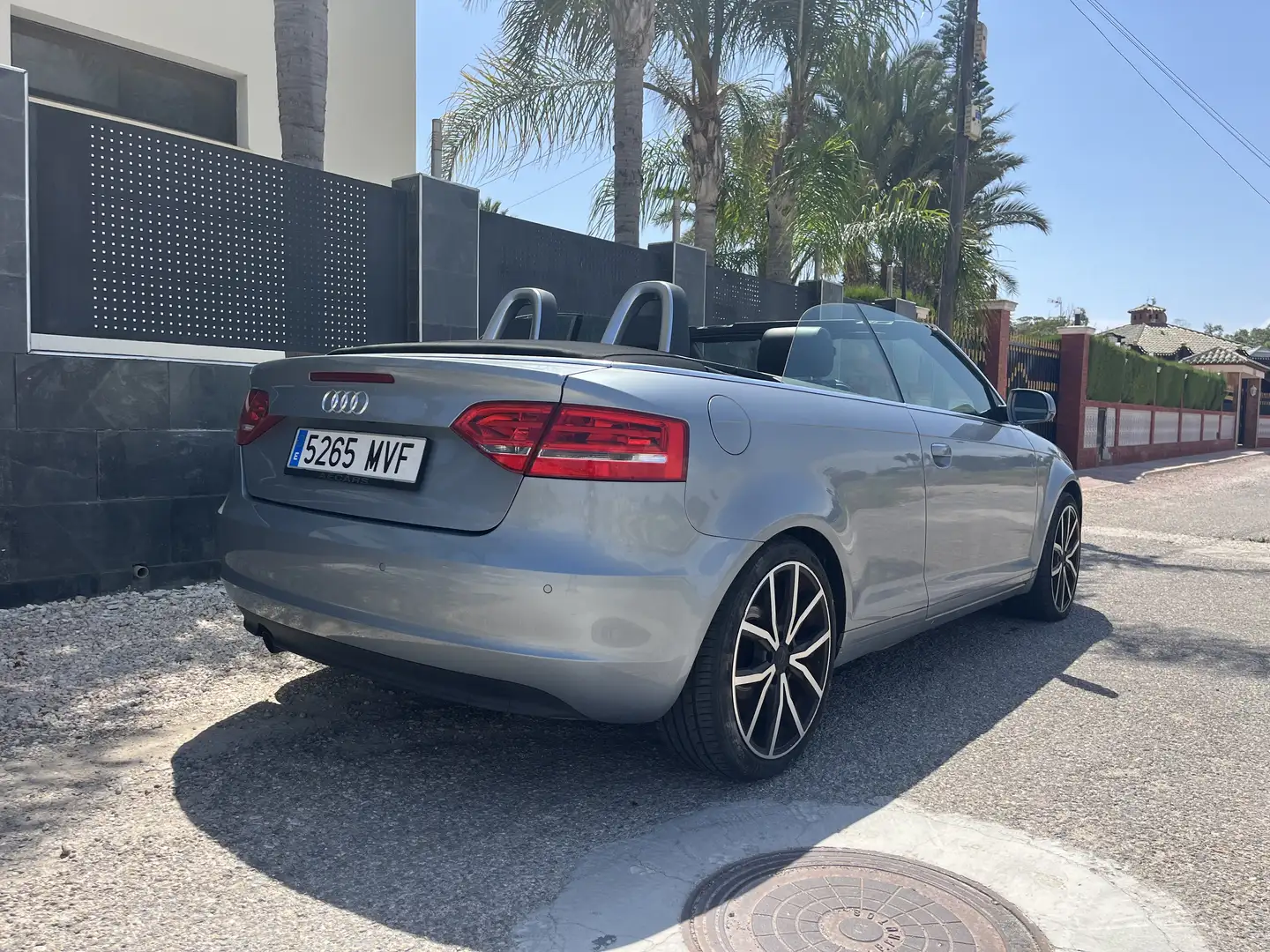 Audi A3 Cabriolet 2.0 TDI DPF S Line Sportpaket - 2