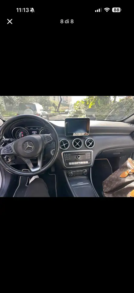 Mercedes-Benz A 180