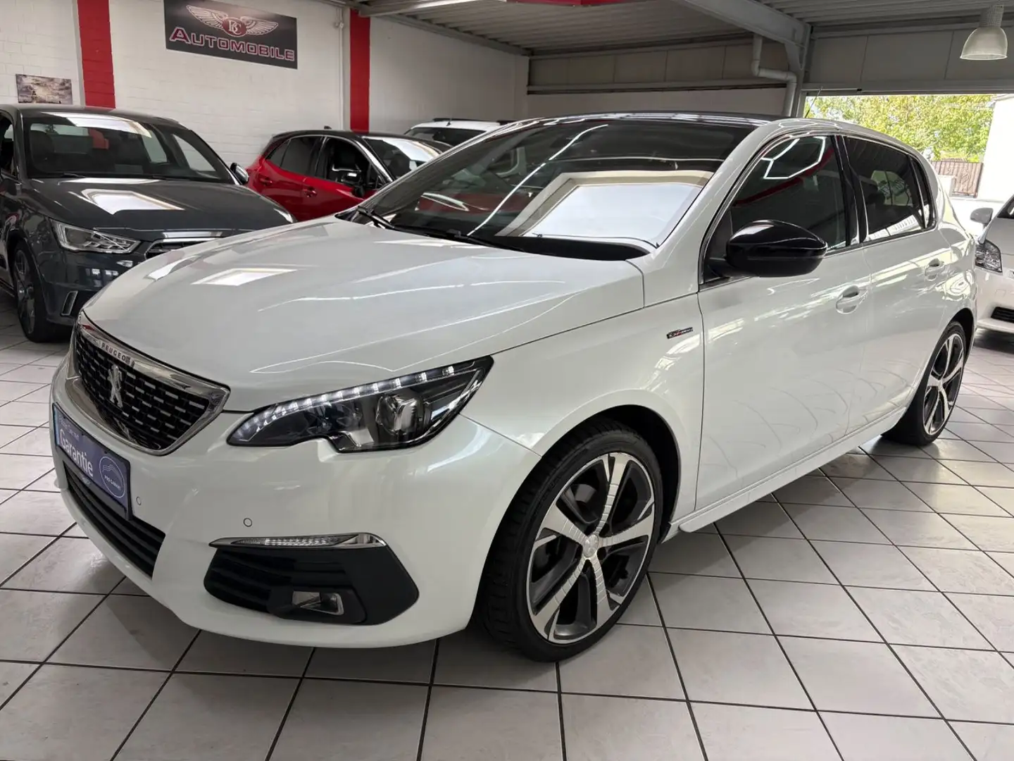 Peugeot 308 Allure 1.5 BlueHDi  GT LINE  NAVI LED AHK Blanc - 1