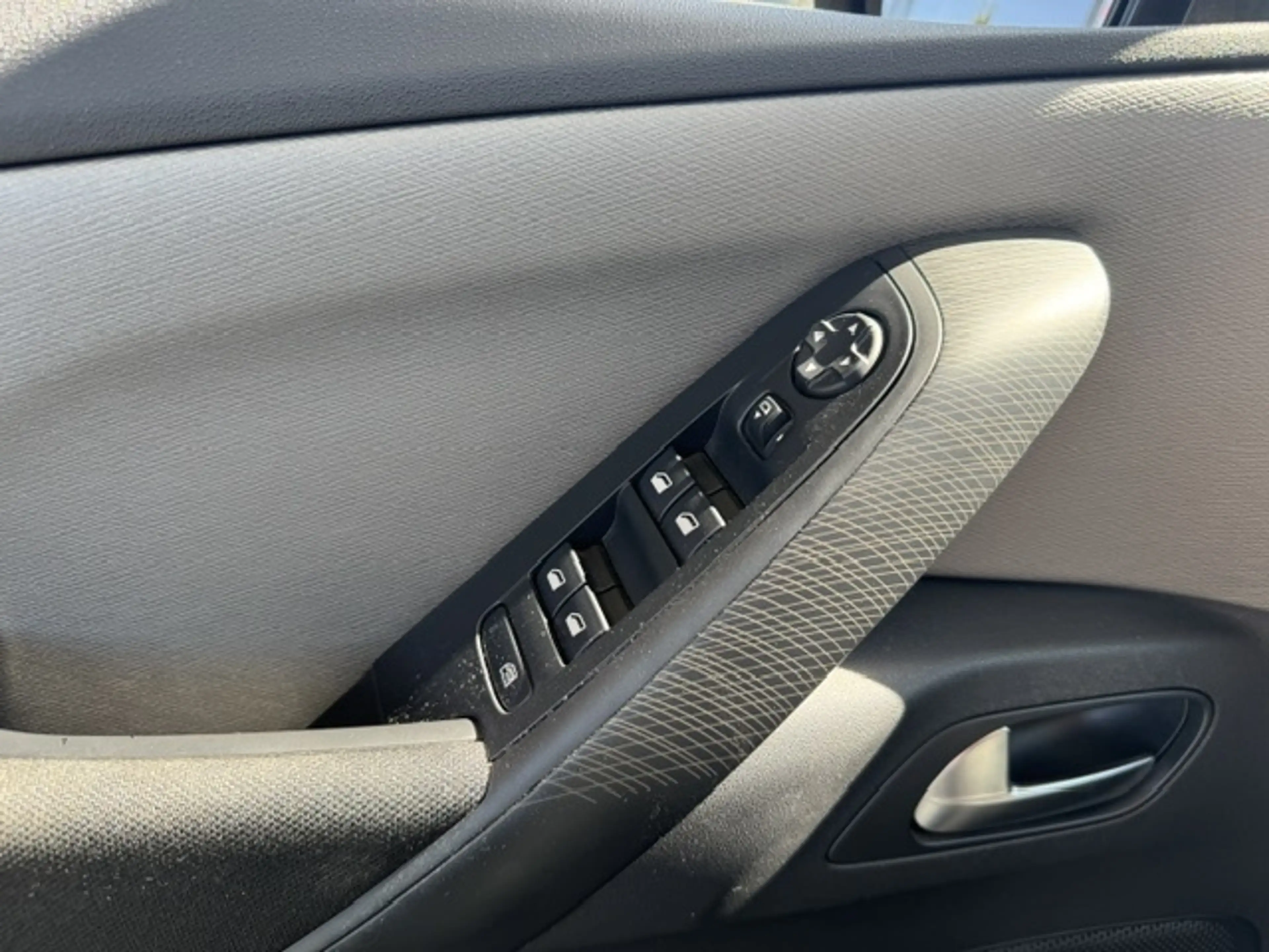 Citroen C4 Picasso 1.2 PT INTENSIVE + ECC/LMV/PDC/NAVi/TREKHAAK — photo 21