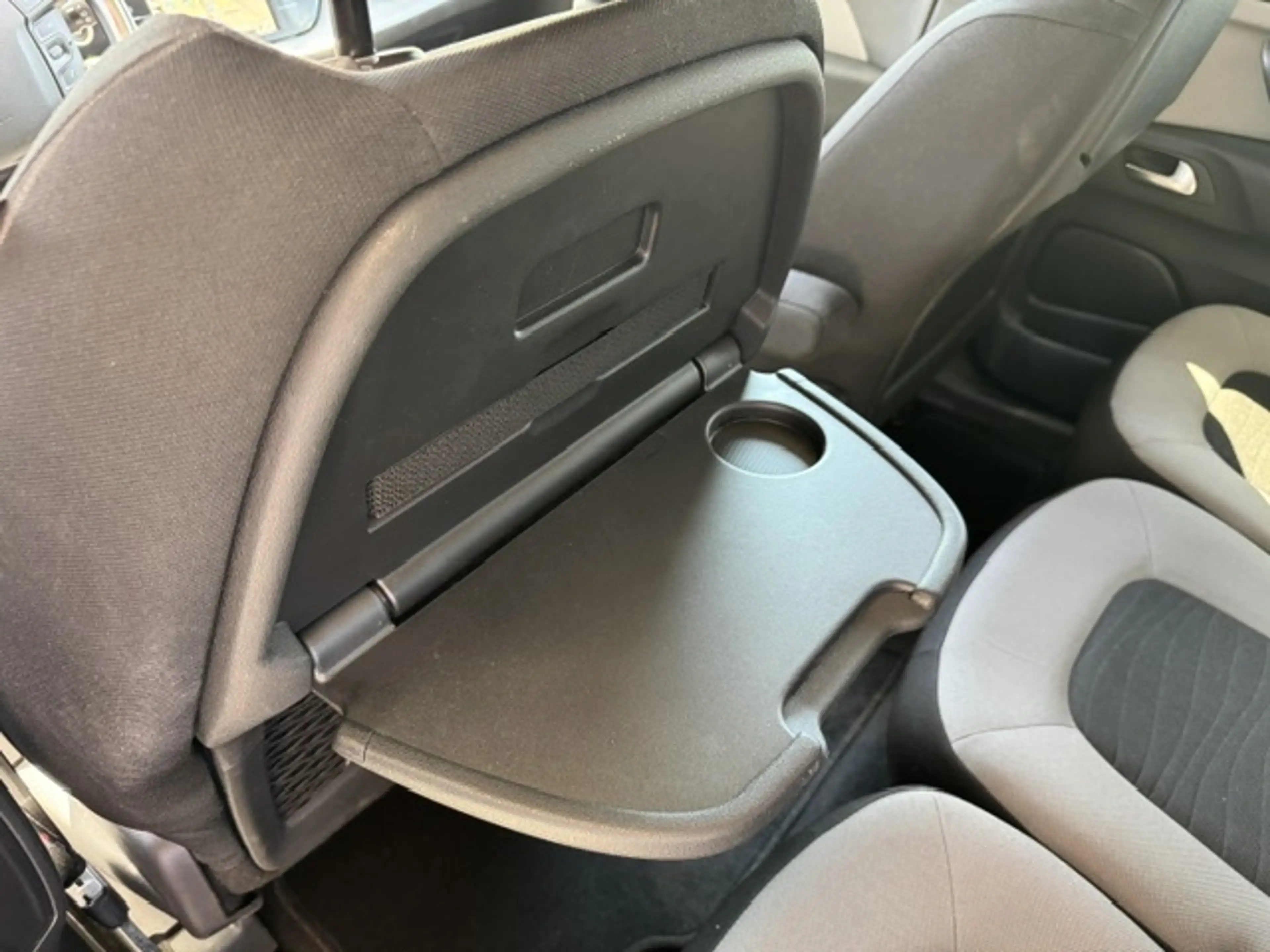 Citroen C4 Picasso 1.2 PT INTENSIVE + ECC/LMV/PDC/NAVi/TREKHAAK — photo 29