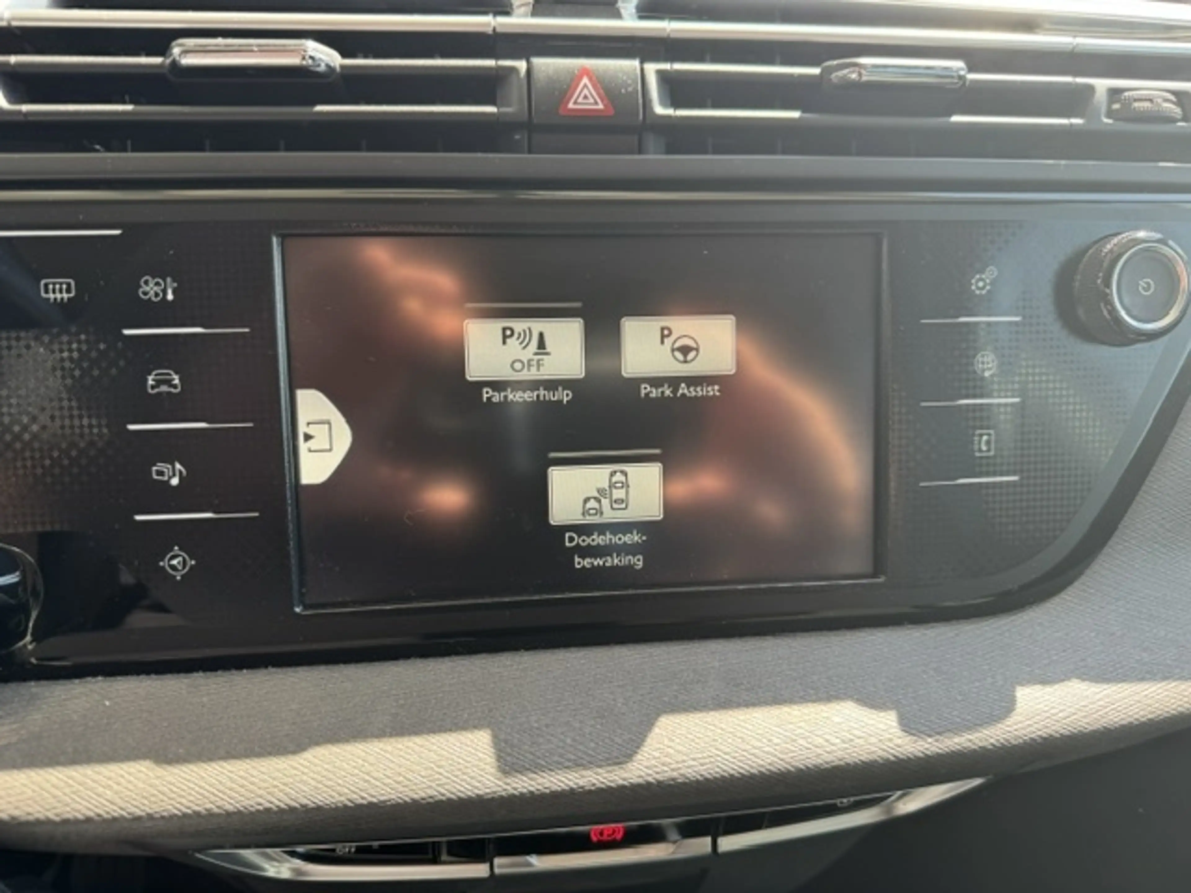 Citroen C4 Picasso 1.2 PT INTENSIVE + ECC/LMV/PDC/NAVi/TREKHAAK — photo 17